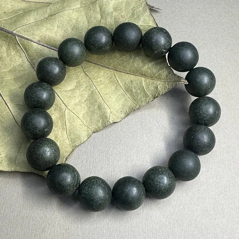 Handmade Spring Green Incense Bead Bracelet